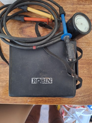 Vintage robin model - vintage,
