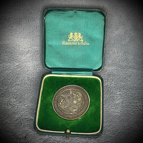 Victorian agricultural medal - agricultural,