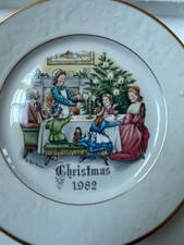 1982 Christmas Royal Worcester