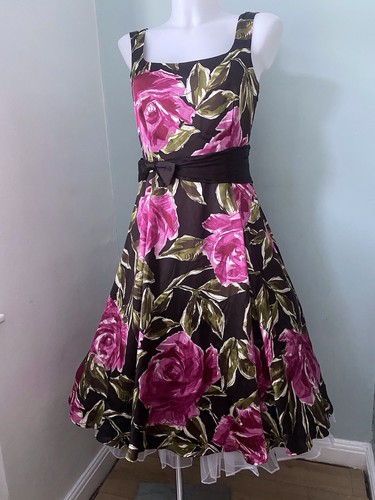 Laura ashley 100 silk - 100%,