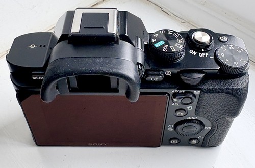 Sony alpha ilce 24 - ilce-7, 24.3mp