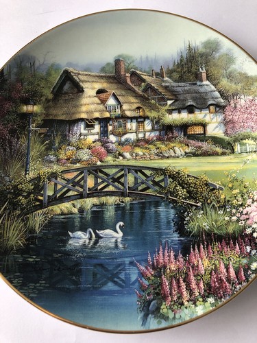 Royal doulton decorative - royal,