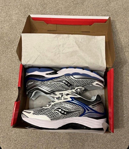 Saucony men 9 trainers - men's,