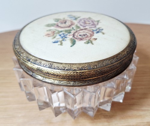Beautiful vintage petit - beautiful, point