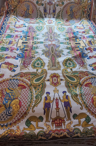 Vintage double bedspread gold - vintage,