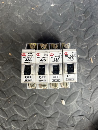 Mem 321qeb mcb - 32a, 1p