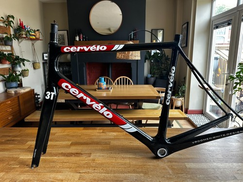 Cervelo carbon road bike - carbon,
