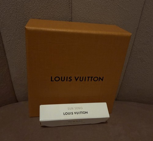 Louis vuitton 2ml fragrances - vuitton,