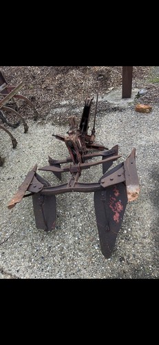 Vintage single furrow - ,