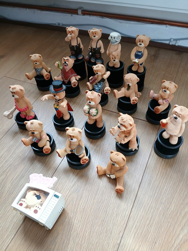 Bad taste bears - lot,