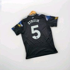 Leeds United 25/26 Third Kit |