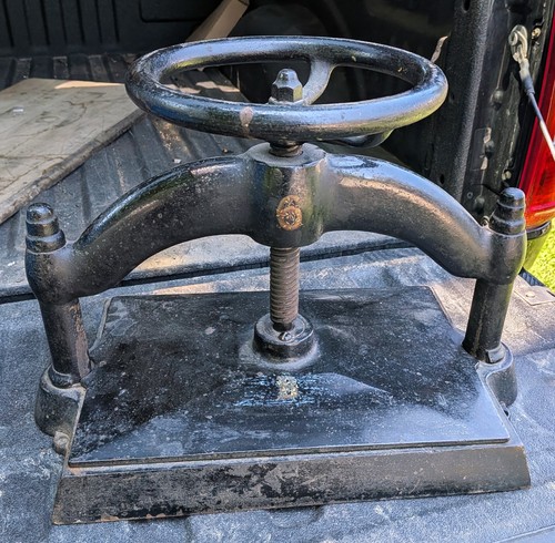 Antique victorian cast iron - cast,