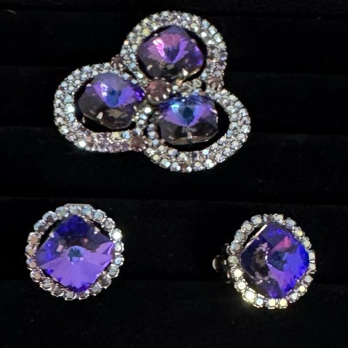 Brooch clip earrings set - &,