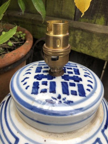Chinese table lamp antique - chinese,