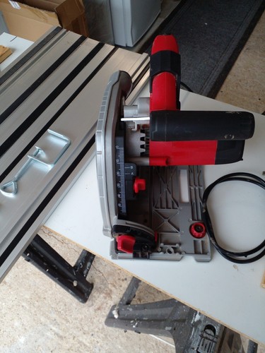 Excell plunge saw and rail
