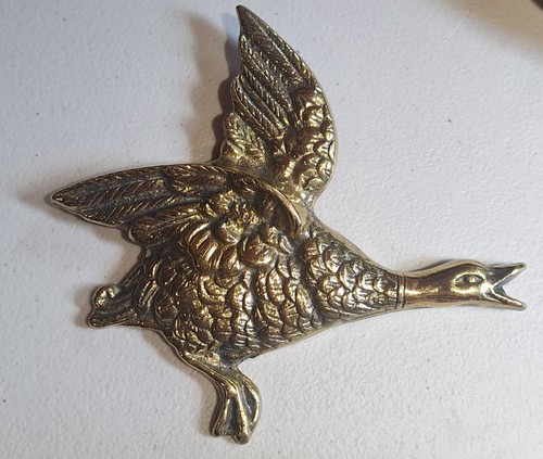 Cast brass flying duck wall - flying,