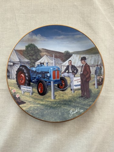 Border fine arts - tractor, plate