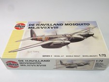 Airfix Model Aircraft Kit 1/72 de Havilland Mosquito Unmade Type 9 Box + Extras