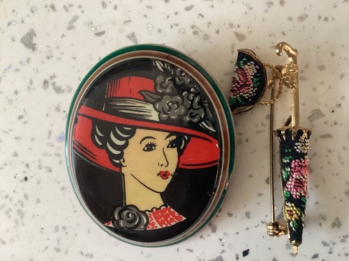 Vintage brooches 1 plastic - brooches,