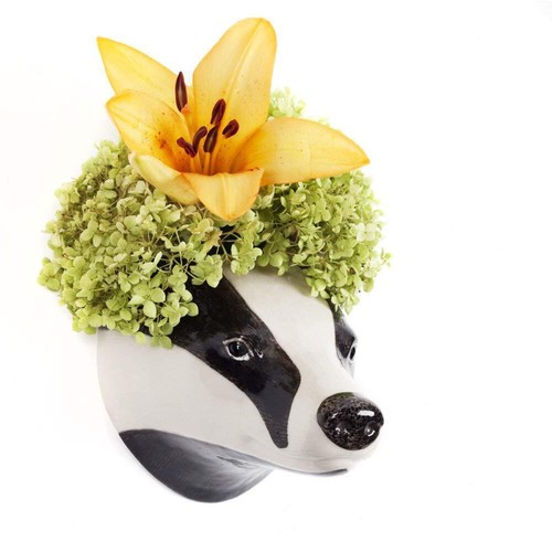 Badger wall vase quail - badger,