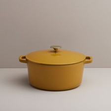 Kana Milo 5.5-quart Enameled