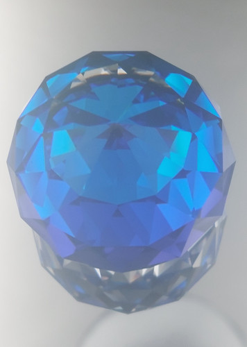 Swarovski paperweight round - swarovski,