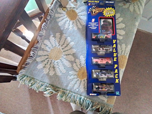 Nascar diecast winners circle - diecast,