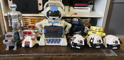 Tomy robot toy 1980s job - tomy, job-lot