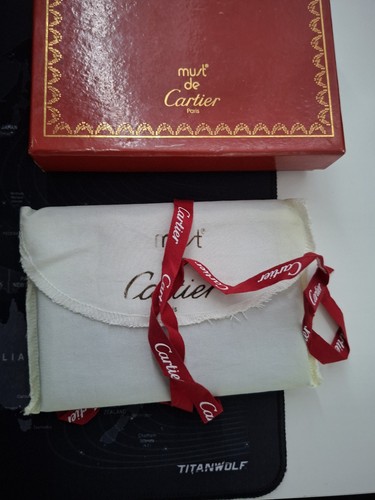 Vintage brand new must - brand,