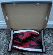 NIKE AIR JORDAN 1 MID Gym