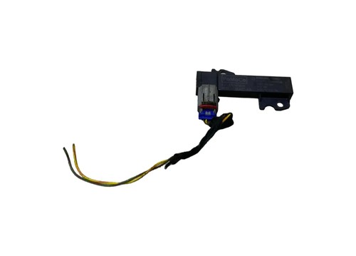 Ford max antenna amplifier - antenna,