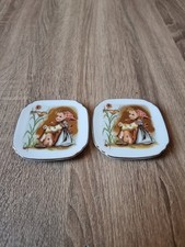 Set of 2- Hummel Inspired