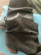 Red Or Dead Ankle Boots Size 6