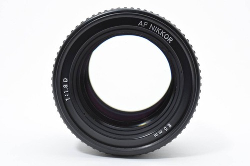 Nikon nikkor 85mm - nikkor,