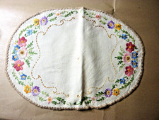 Vintage Oval Tray Cloth