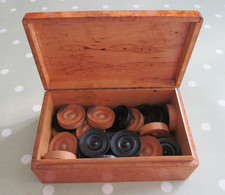 VINTAGE / ANTIQUE SET OF
