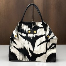 New Alexander McQueen De Manta