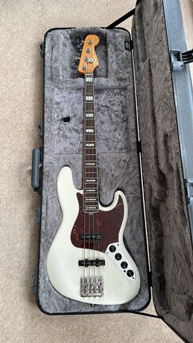 Fender american ultra - fender, jazz