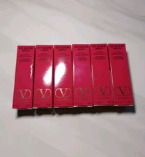 1x Very Valentino Concealer