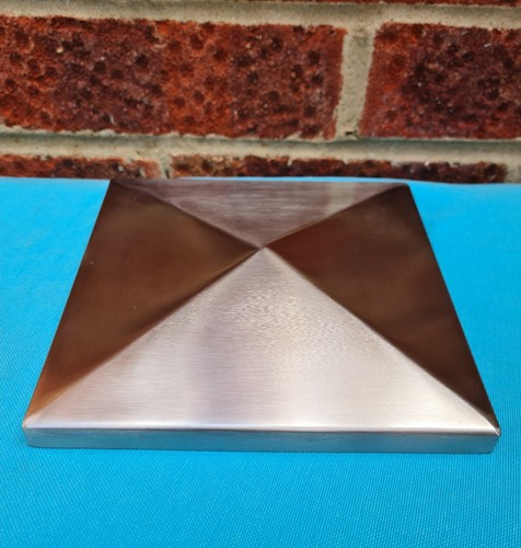Square stainless steel pyramid - stainless,