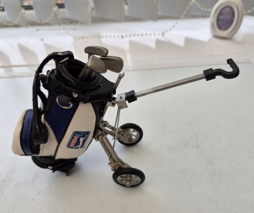 Mini desk top pga tour - desk, golf