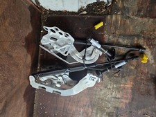 Mercedes C200 C Class W205 Front White Bonnet Hinges  Breaking Parts