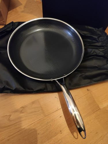 Hexclad hybrid 30cm non - hexclad, non-stick