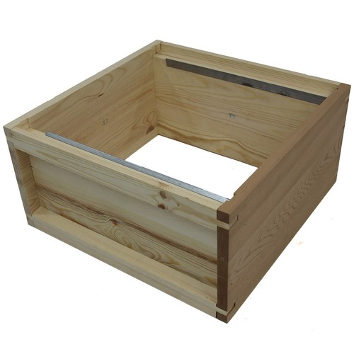 Pine brood box - pine,