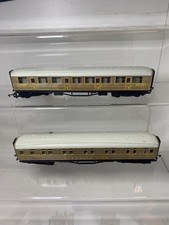 2 X  OO GAUGE HORNBY  LNER