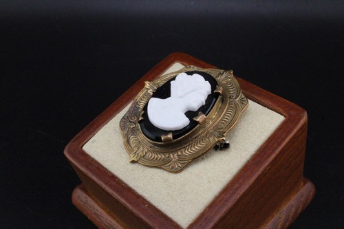 Vintage black glass cameo - vintage,