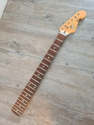 Squier fender stratocaster - fender,