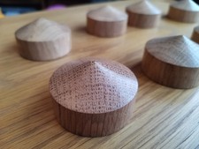 Hifi wooden Isolation Cones