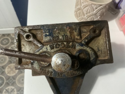 Woden model 194 bench - woden, no