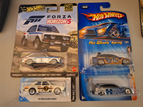 Hot wheels ford lot - lot, of